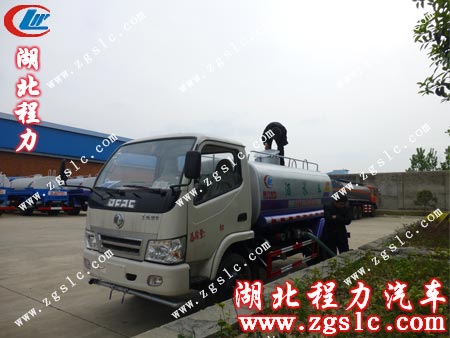 客戶查看車輛性能