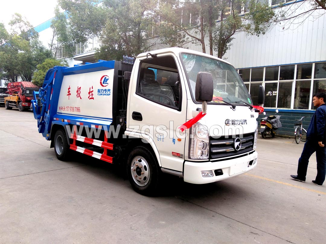 凱馬壓縮垃圾車（國五）