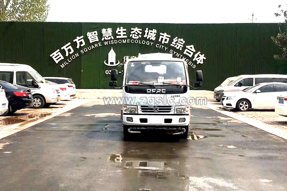 程力東風小多利卡藍牌抑塵/噴霧車(國五)