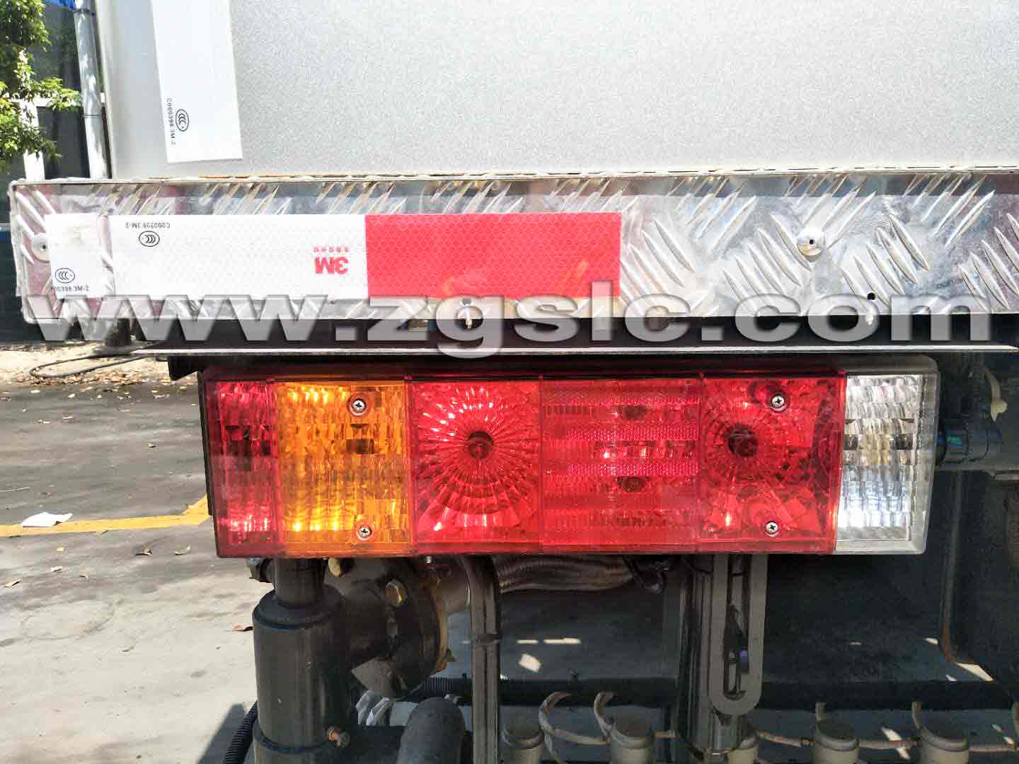 陜汽軒德瀝青灑布車(國五)
