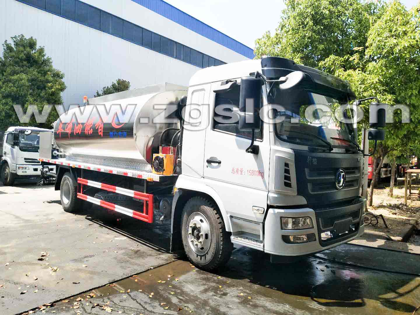 陜汽軒德瀝青灑布車(國五)