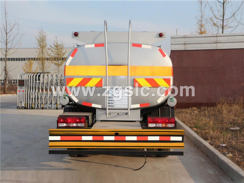 程力集團江淮5方加油車(國五)