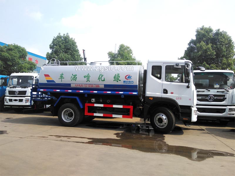 灑水車廠家報(bào)價(jià)