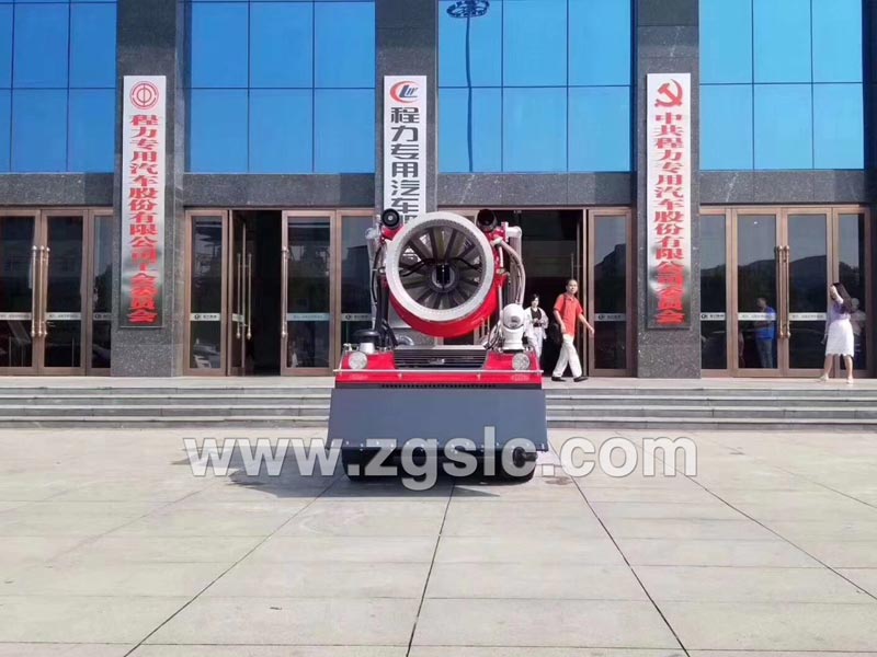 程力集團(tuán)消防車(chē)機(jī)器人