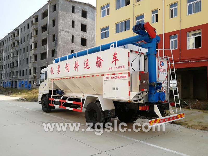湖北程力集團東風(fēng)天錦散裝飼料運輸車